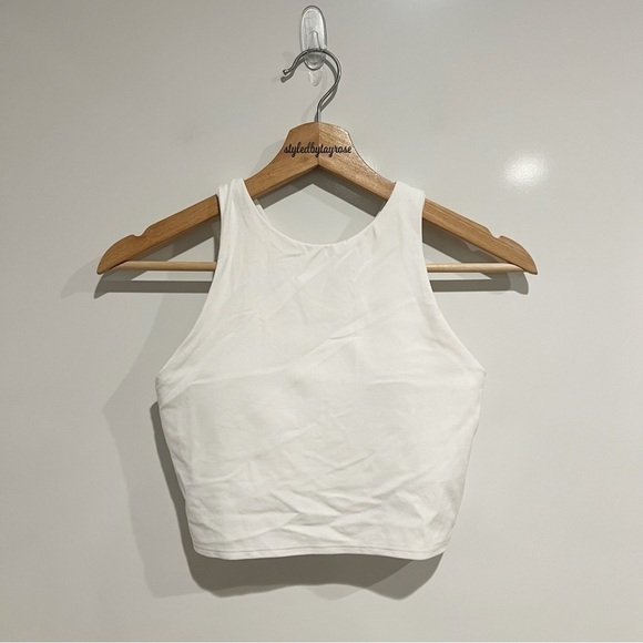 Athleta Conscious Crop Sports Bra Top - Picture 5 of 9